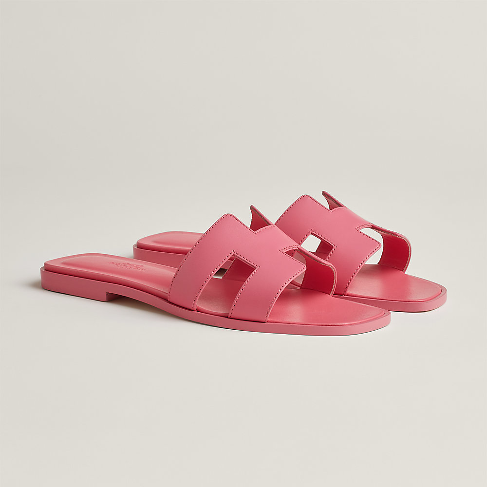 Hermes サンダル Oran sandal モコモコ 直営店ラッピング Oran sandal | Hermès USA